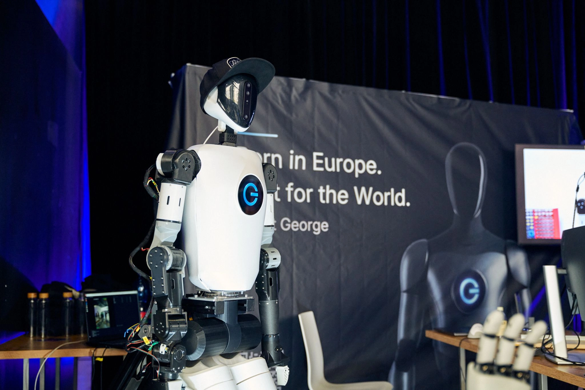 Robot George Made Its First Public Appearance at CzechCrunch Future